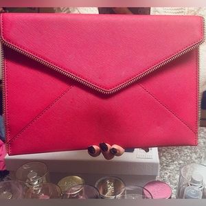 REBECCA MINKOFF ENVELOPE CLUTCH 👛